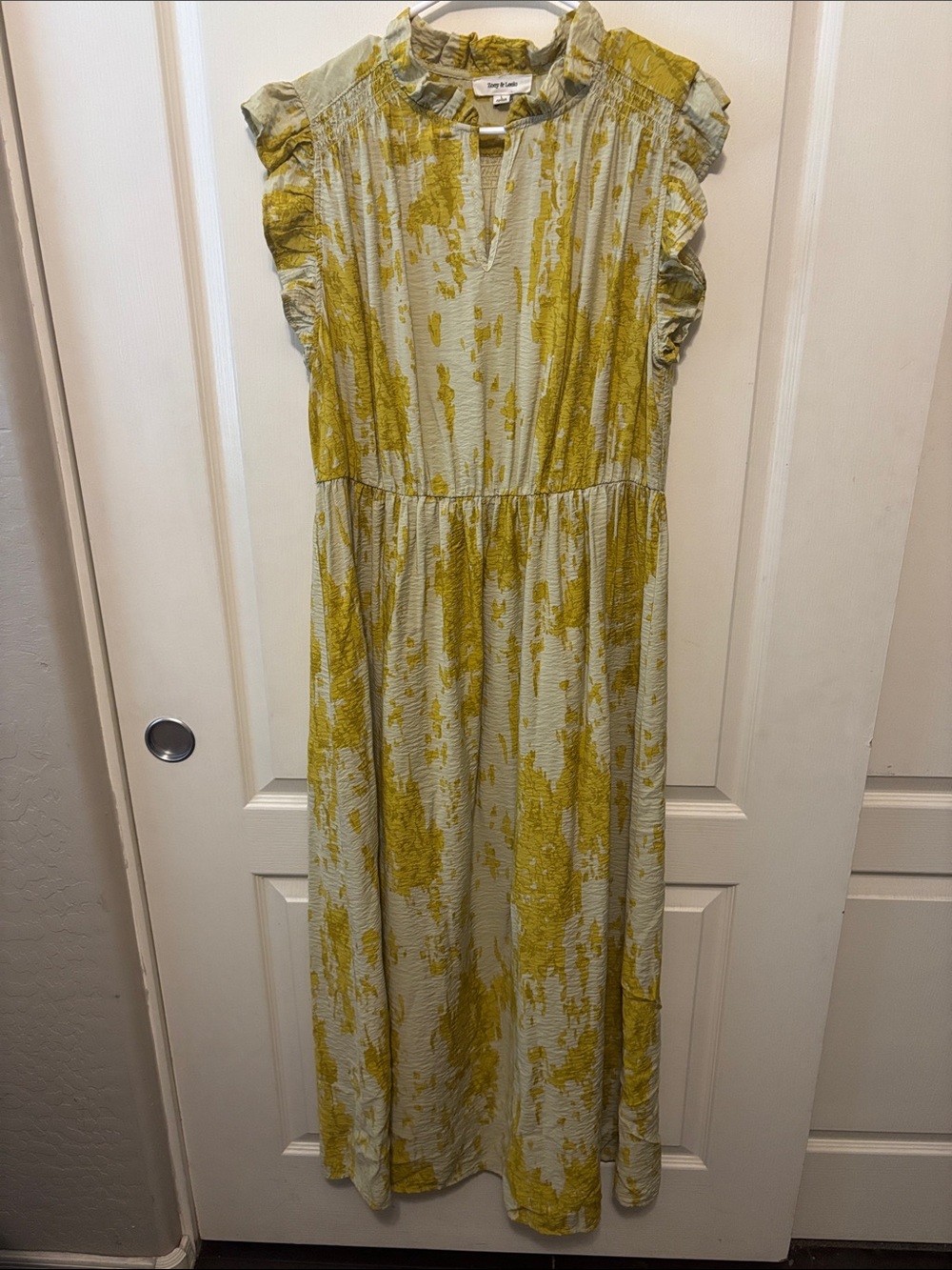 Zoey & Leelo Cream and Yellow Painterly Midi Dress - Picture 2 of 5